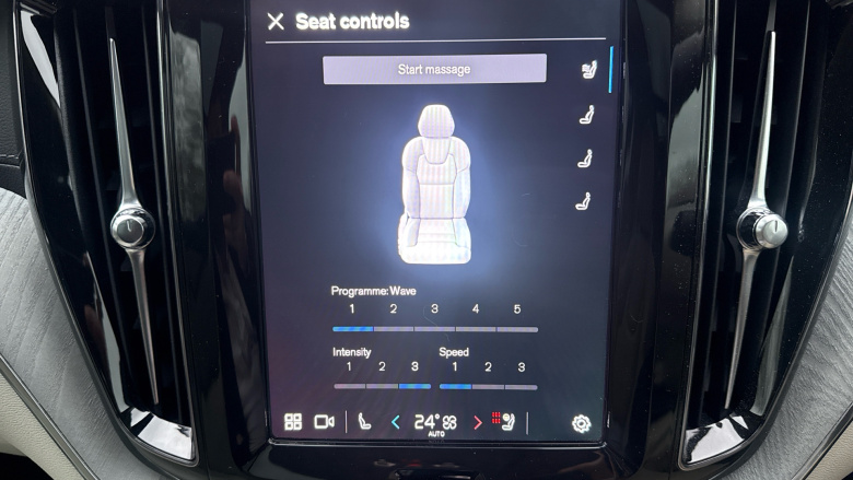 Volvo XC60 2.0 B5P Ultimate Dark 5dr AWD Geartronic Petrol Estate